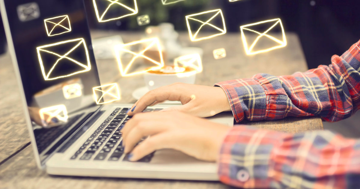 Come combinare Facebook e le Email per migliorare la qualità dei lead